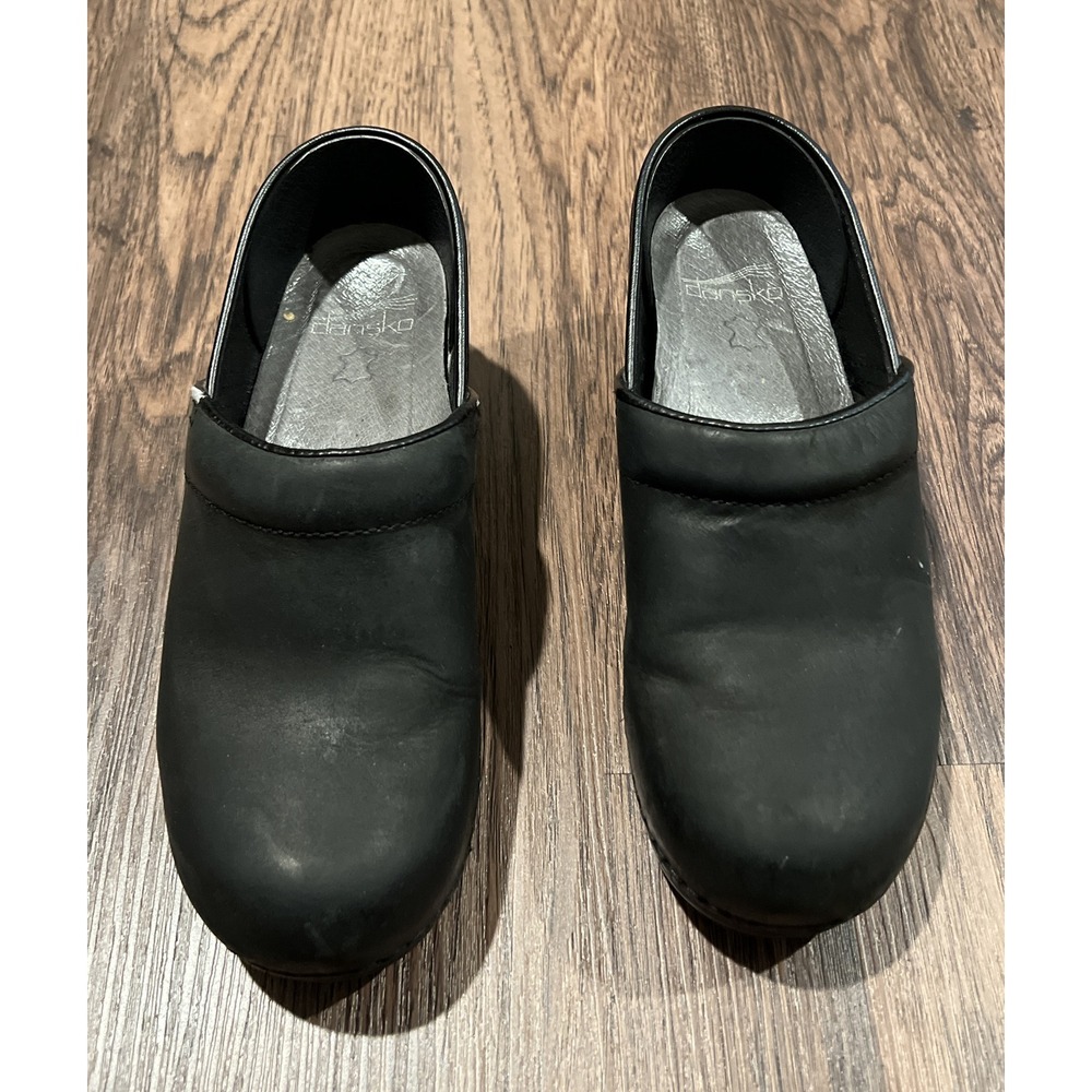 Dansko Clogs Womens EU 37 Black Oiled Leather Nursing slip resistant